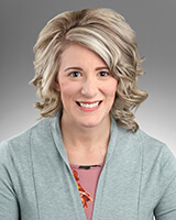 Sarah Paur，APRN，CPNP